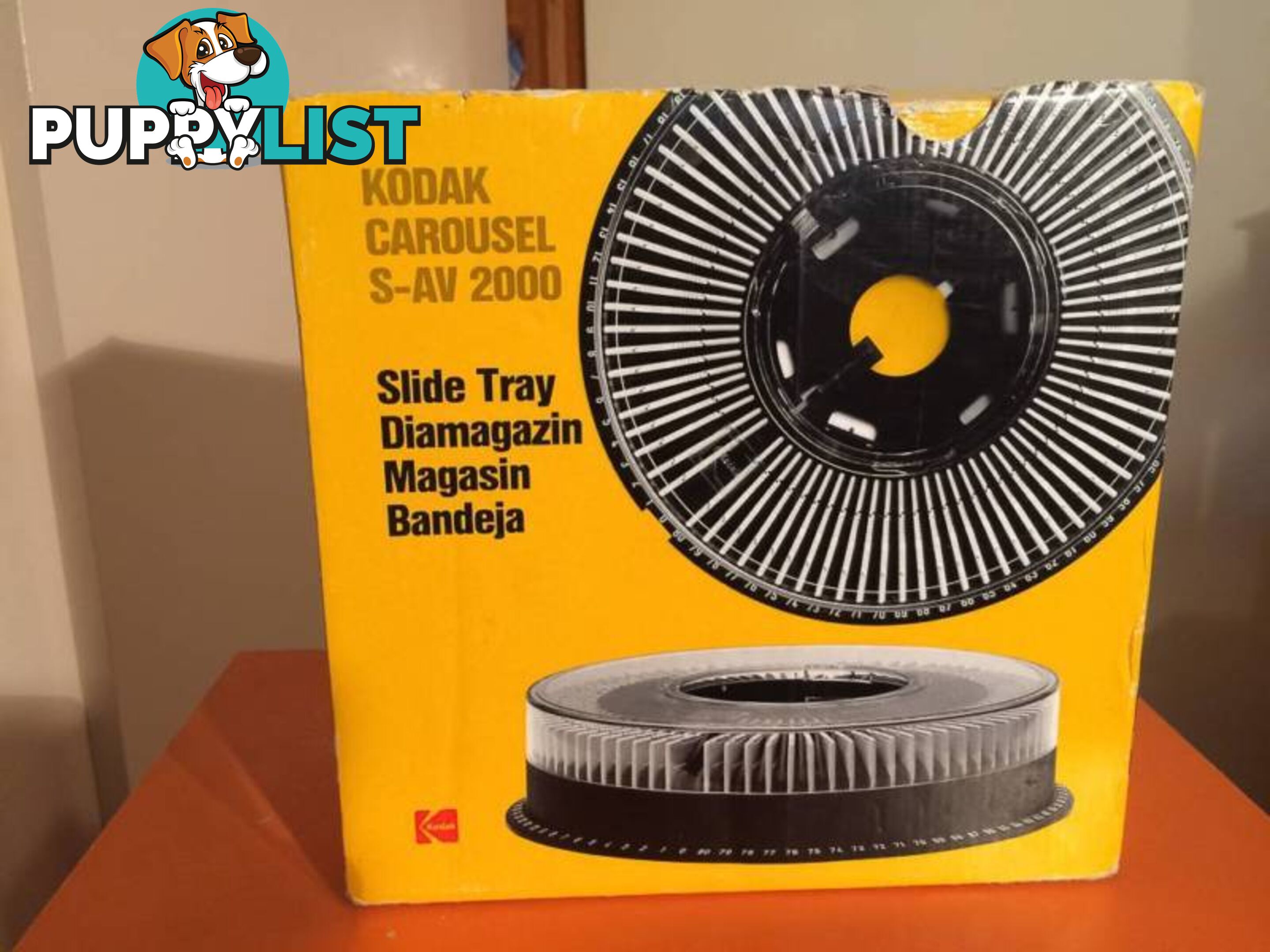 BRAND NEW KODAK SLIDE CAROUSEL