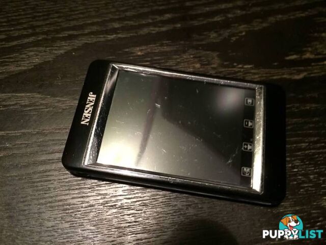 JENSEN 8GB MP3 PLAYER IN WORKING CONDITION