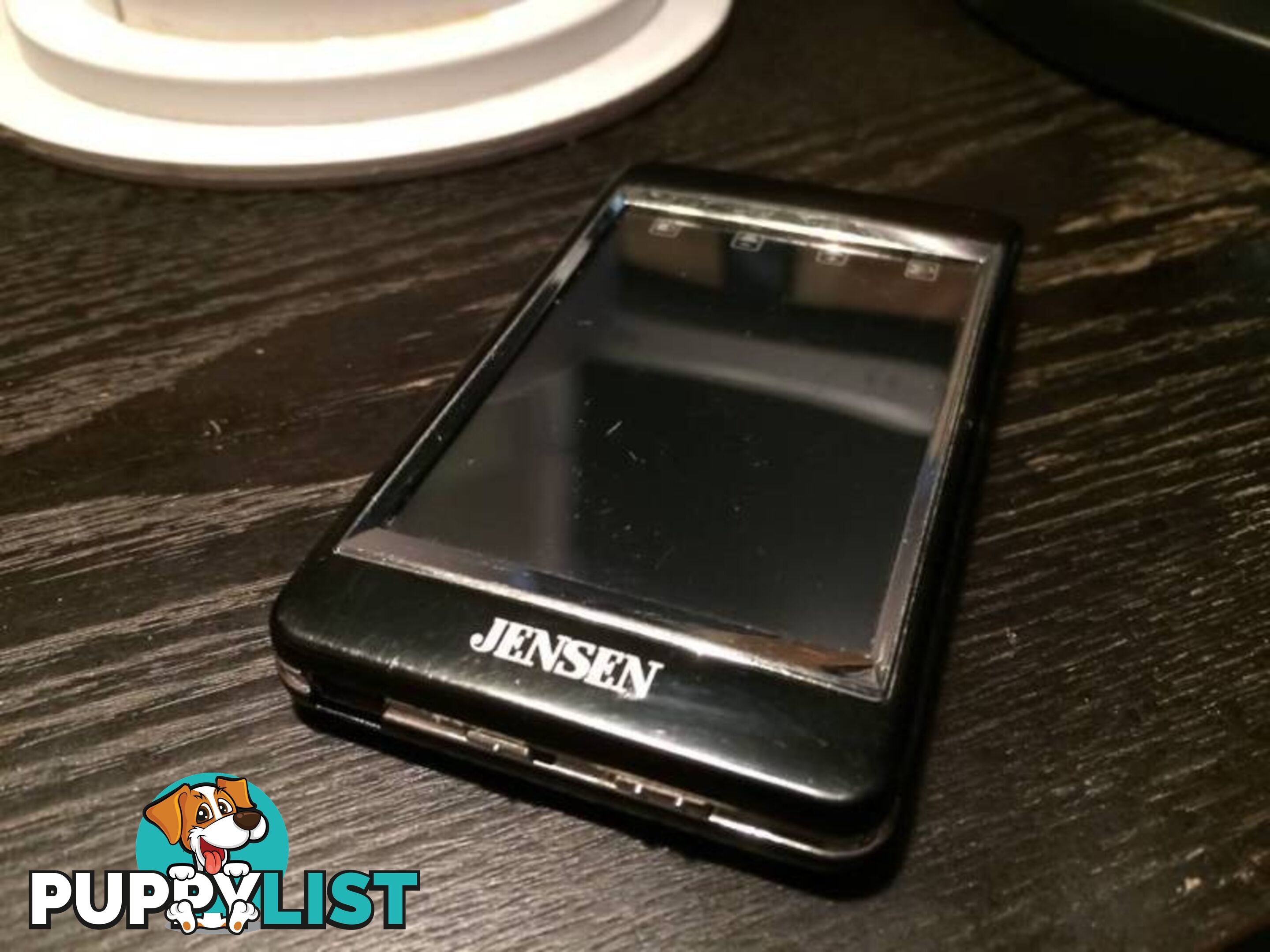 JENSEN 8GB MP3 PLAYER IN WORKING CONDITION