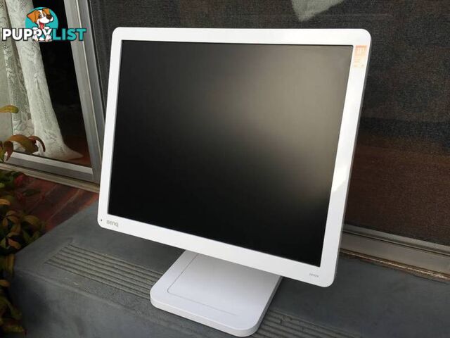 BenQ FP93V - LCD monitor - 19" Series IN WORKING CONDITION