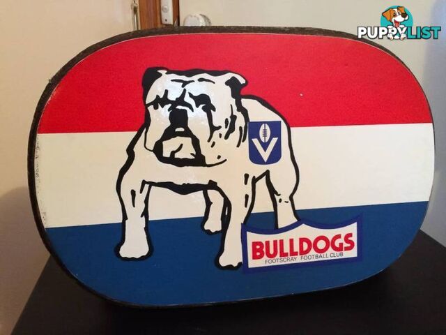 RARE VFL FOOTSCRAY BULLDOGS WOODEN PLAQUE