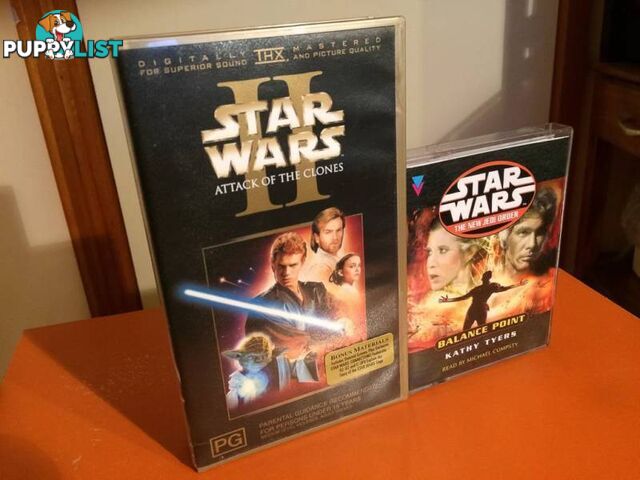 STAR WARS COLLECTABLE VHS & CASSETTE BOOK