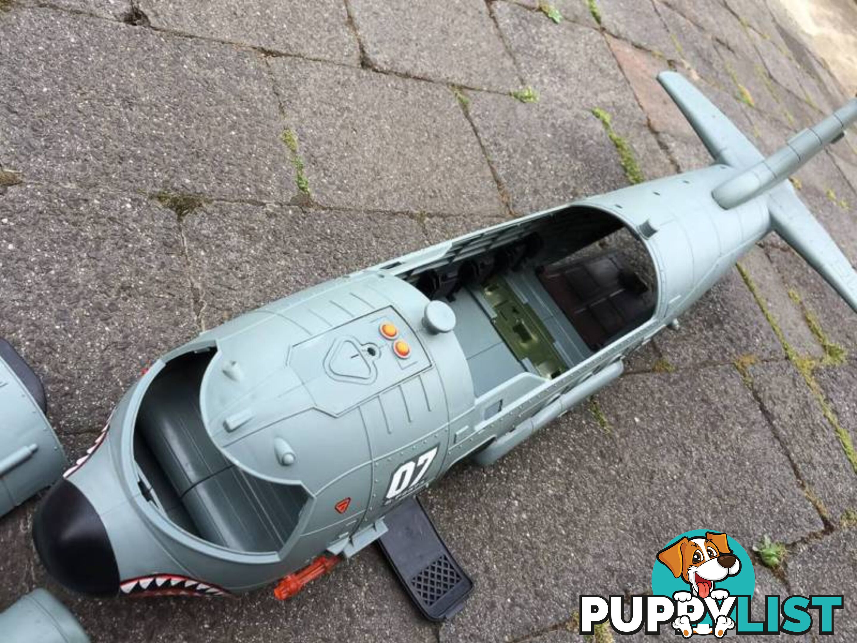 MASSIVE TOY MILITARY PLANE WITH DETACHABLE WINGS