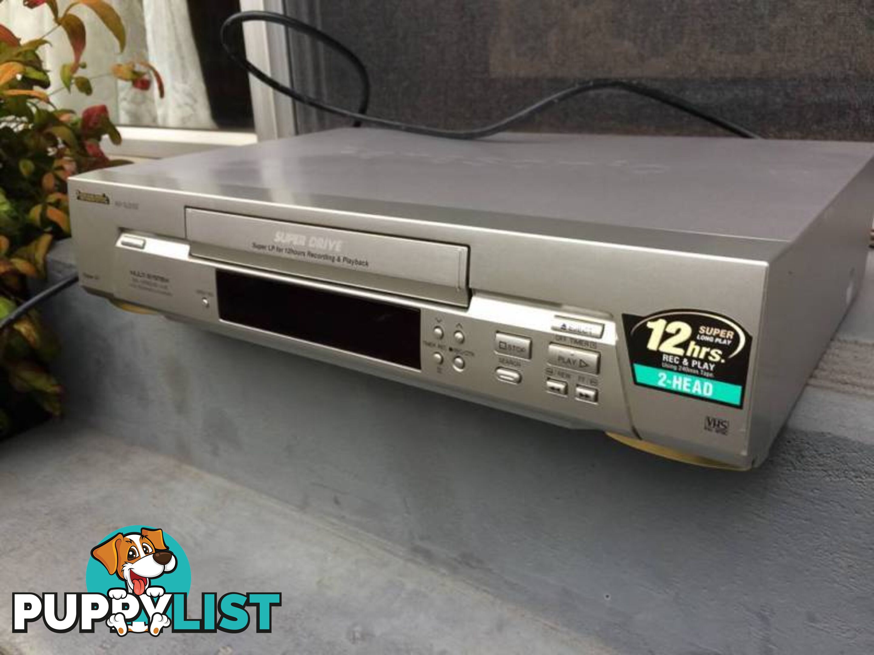 PANASONIC NV-SJ200 VHS PLAYER IN WORKING CONDITION