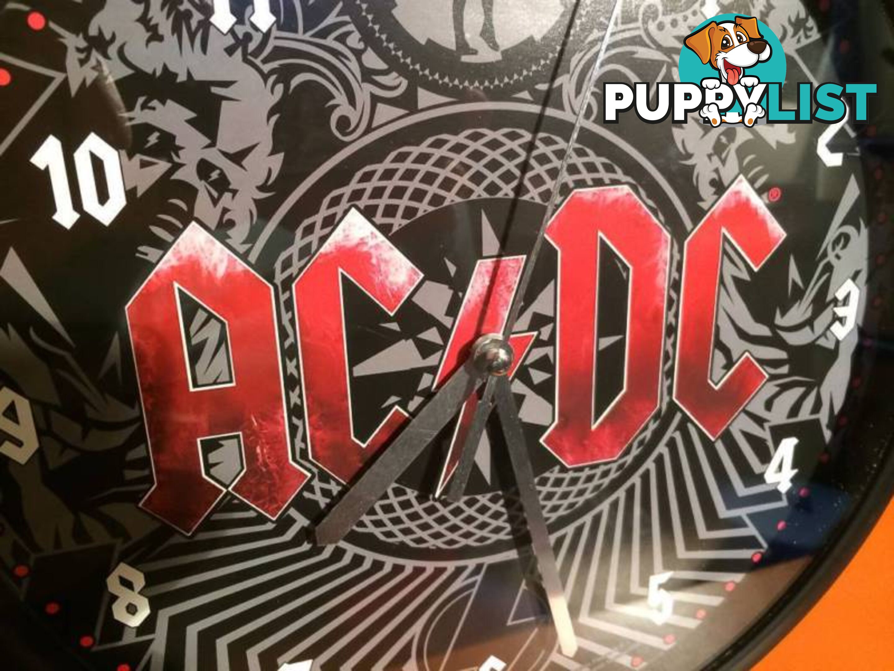 AC/DC COLLECTABLE WALL CLOCK