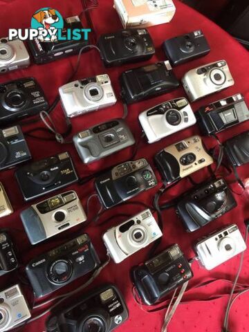 31 x 35MM POINT & SHOOT FILM CAMERAS $200 for the lot