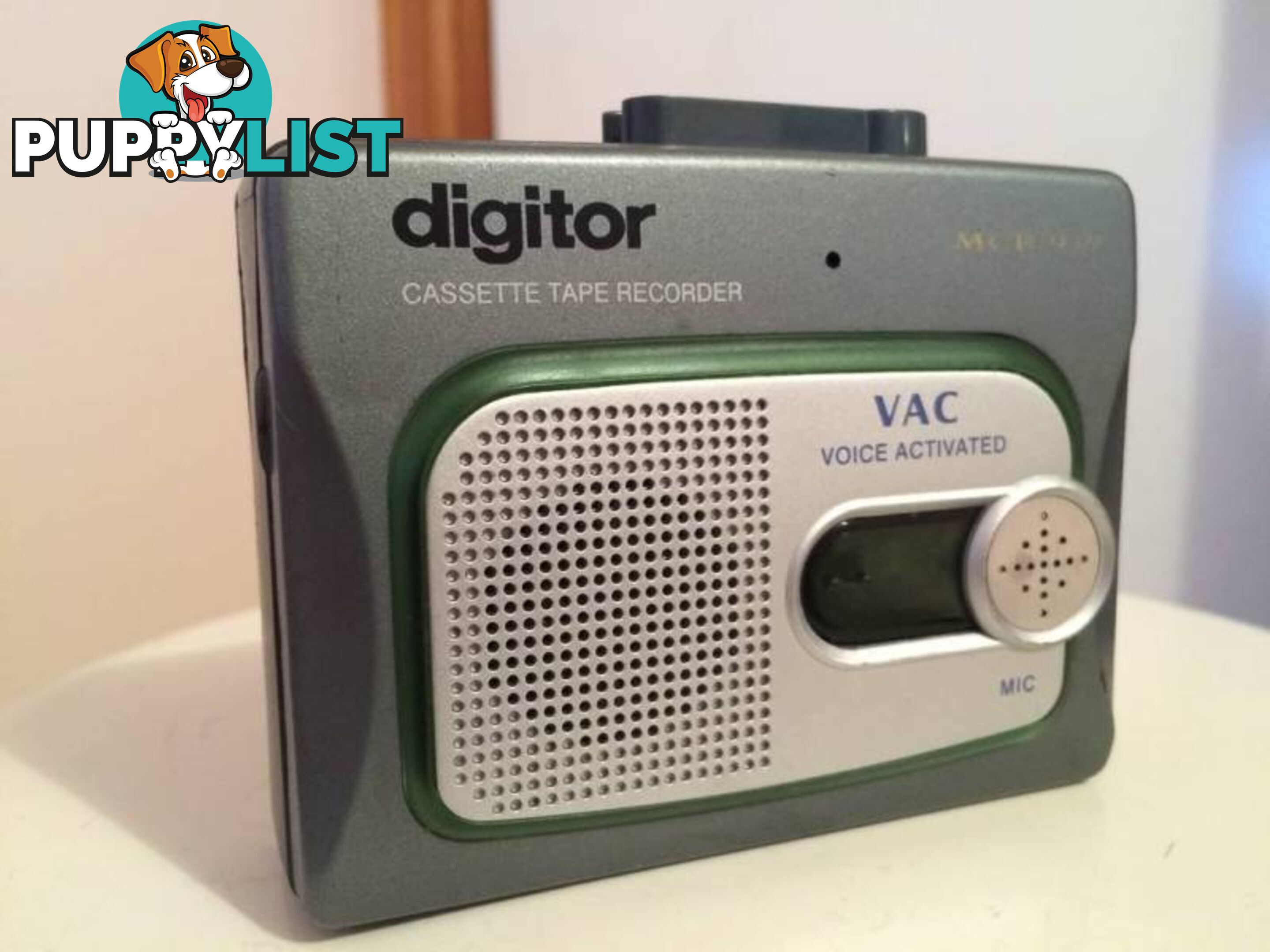 DIGITOR CASSETTE TAPE RECORDER MCR979