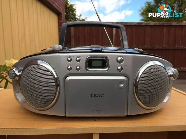 TEAC PORTABLE STEREO WITH TAPE/CD & AM/FM TUNER