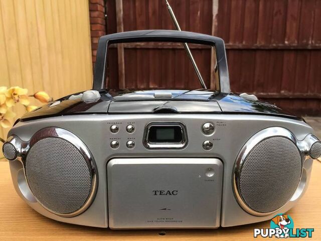 TEAC PORTABLE STEREO WITH TAPE/CD & AM/FM TUNER