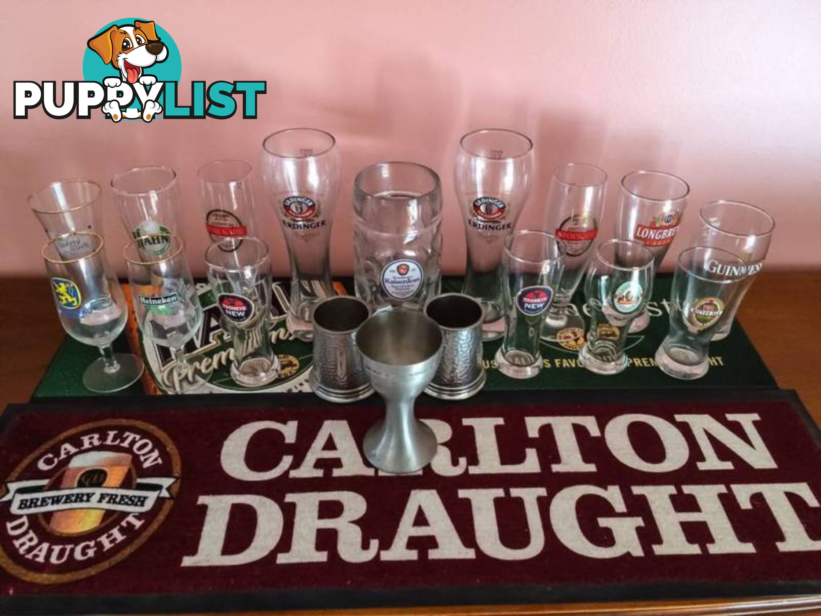 COLLECTABLE BEER GLASS COLLECTION & 2 BEER MATS