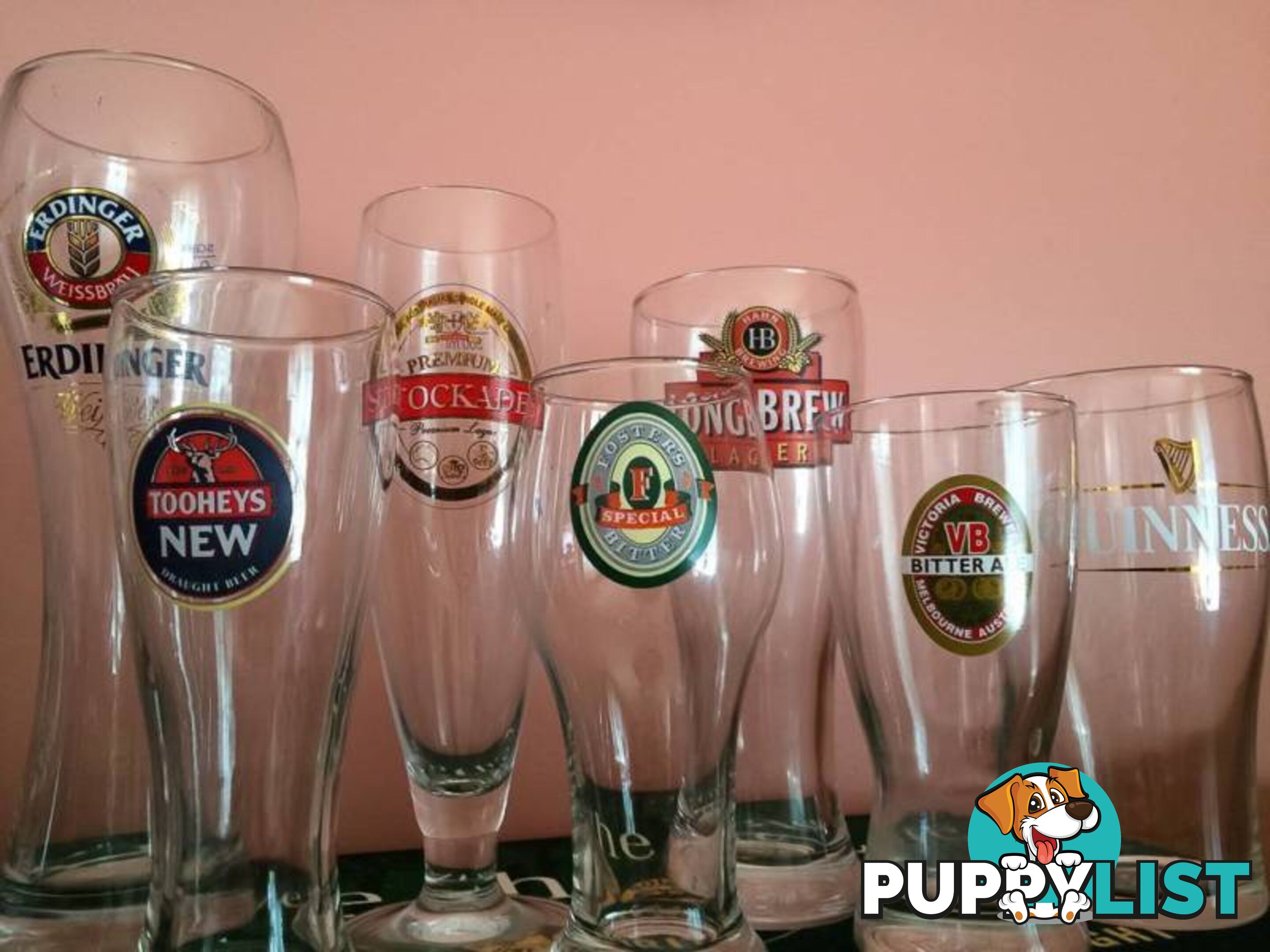 COLLECTABLE BEER GLASS COLLECTION & 2 BEER MATS