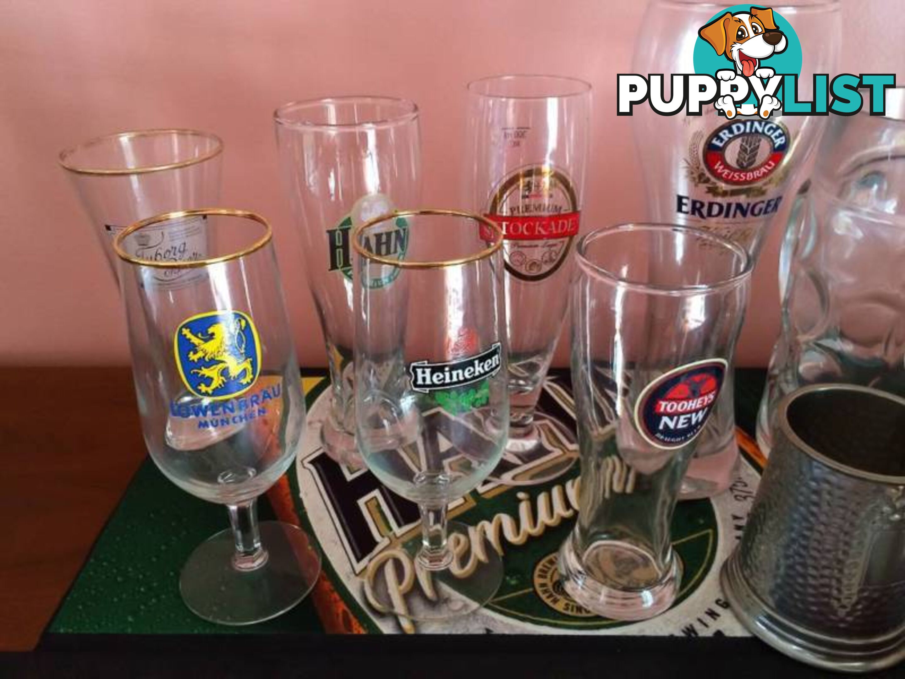 COLLECTABLE BEER GLASS COLLECTION & 2 BEER MATS