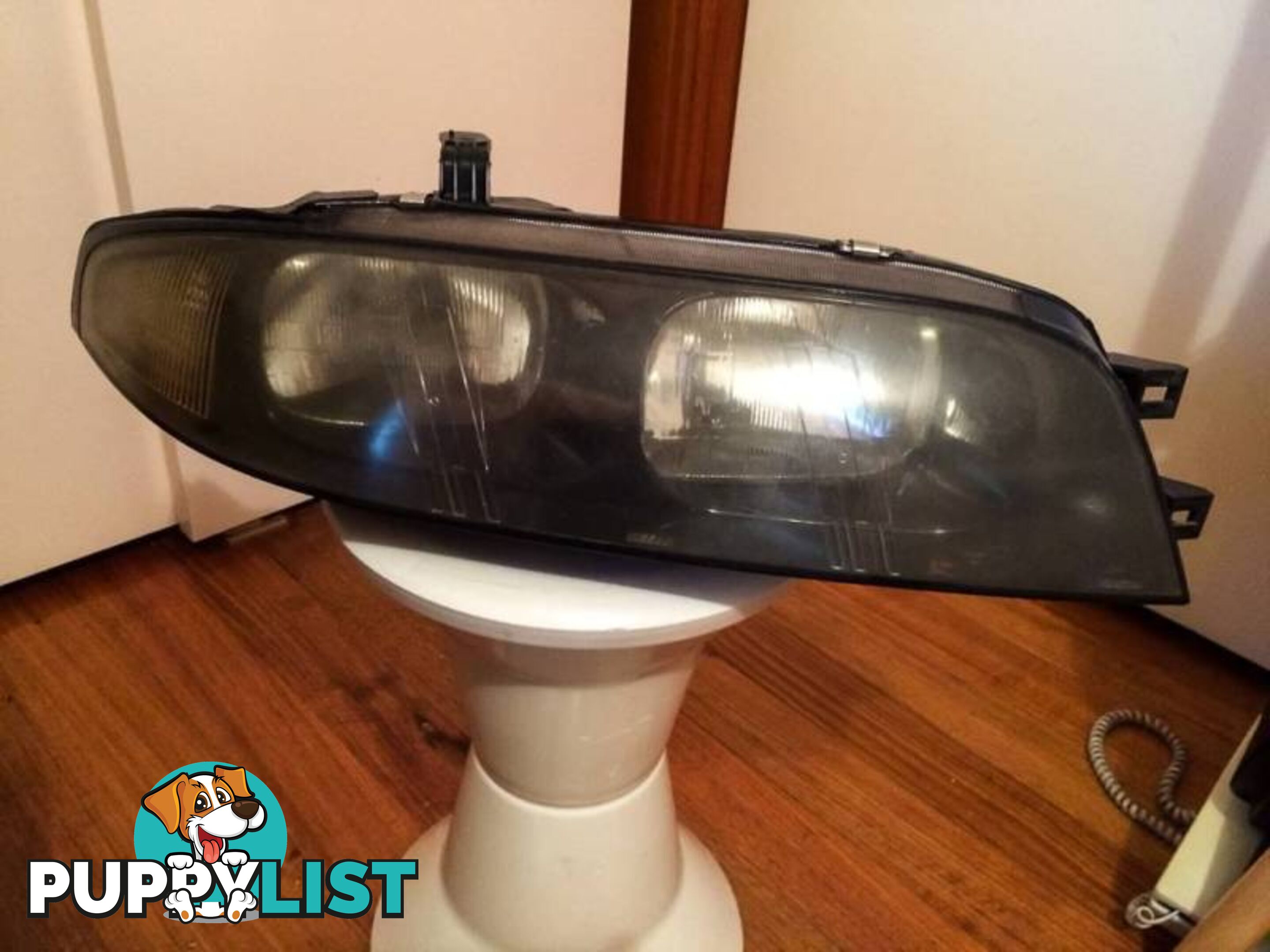 Nissan Skyline R33 RIGHT HAND FRONT HEADLIGHT