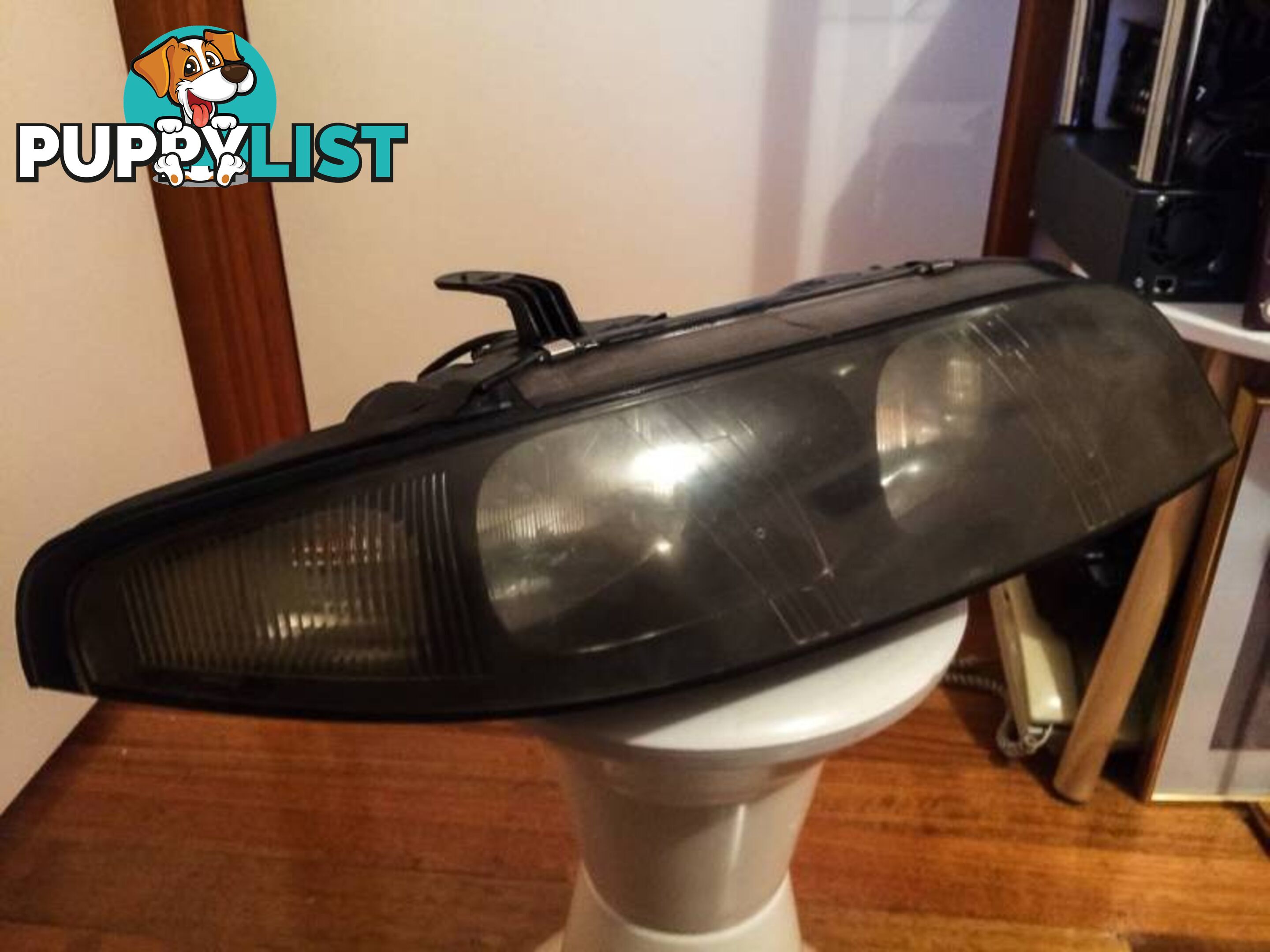 Nissan Skyline R33 RIGHT HAND FRONT HEADLIGHT