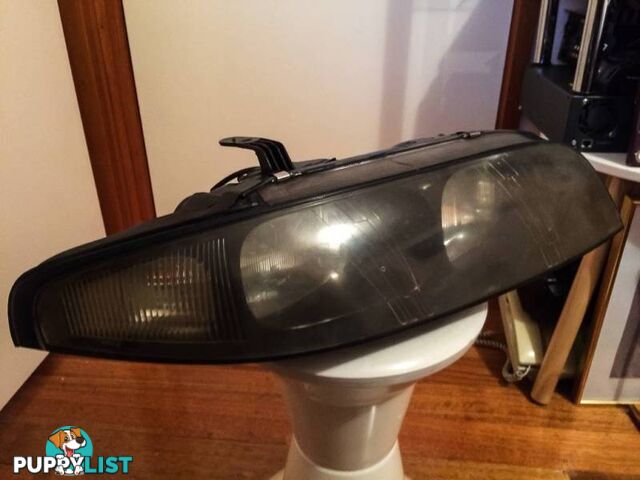 Nissan Skyline R33 RIGHT HAND FRONT HEADLIGHT