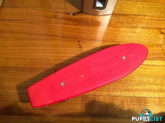 BRAND NEW 55CM LONG SKATEBOARD