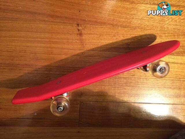 BRAND NEW 55CM LONG SKATEBOARD