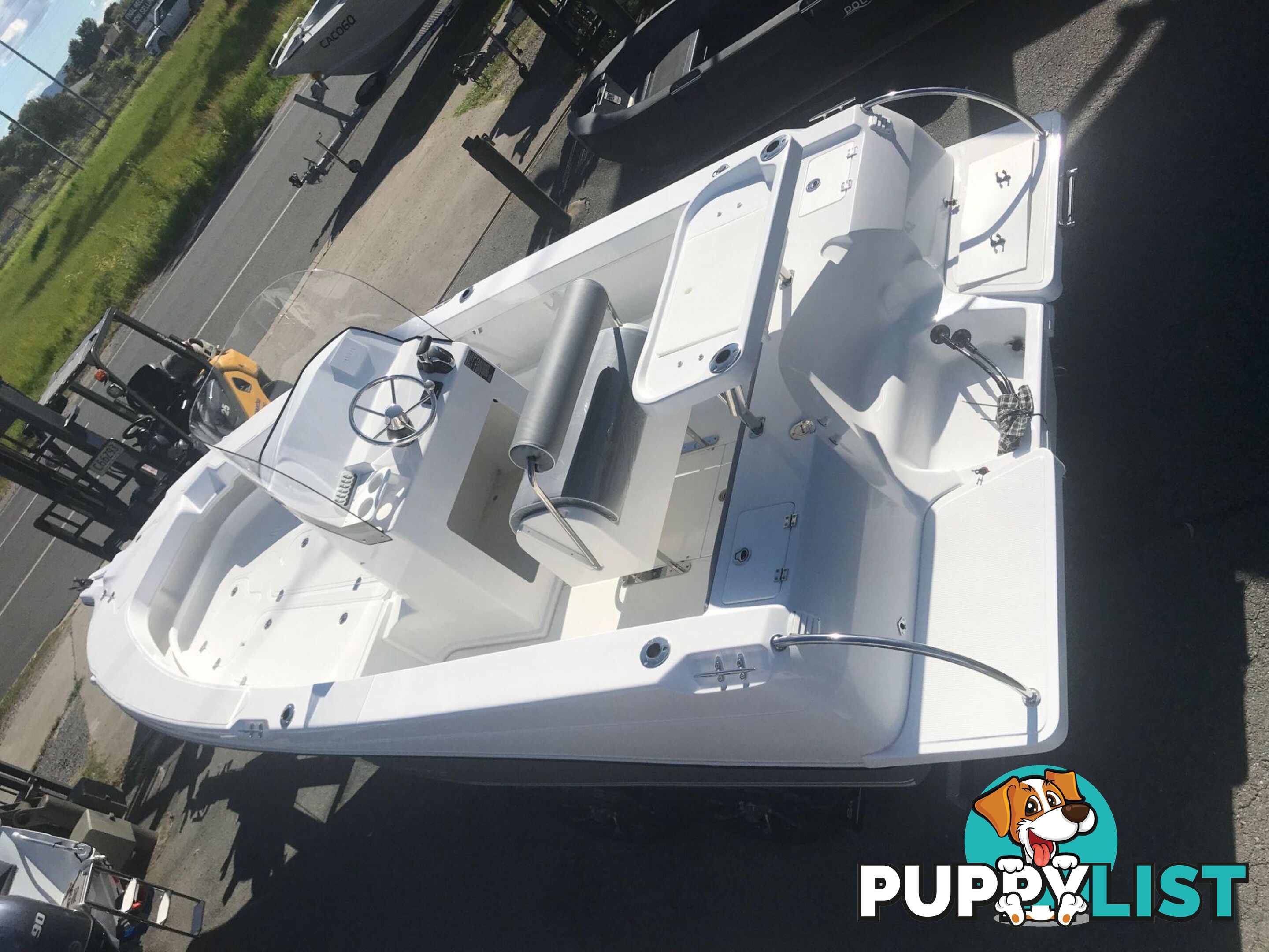 2024 EVOLUTION 552 AXIS CENTRE CONSOLE WITH YAMAHA 150HP FOURSTROKE FOR SALE