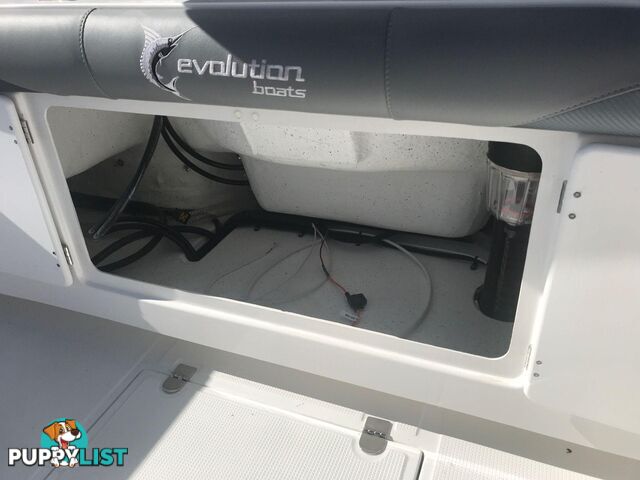 2024 EVOLUTION 552 AXIS CENTRE CONSOLE WITH YAMAHA 150HP FOURSTROKE FOR SALE