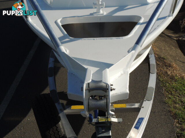 7000 Yellowfin Centre/Rear Console 200HP PACK 1