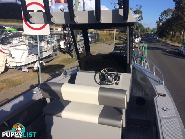 6500 YELLOWFIN Centre Cabin 150HP PACK 1