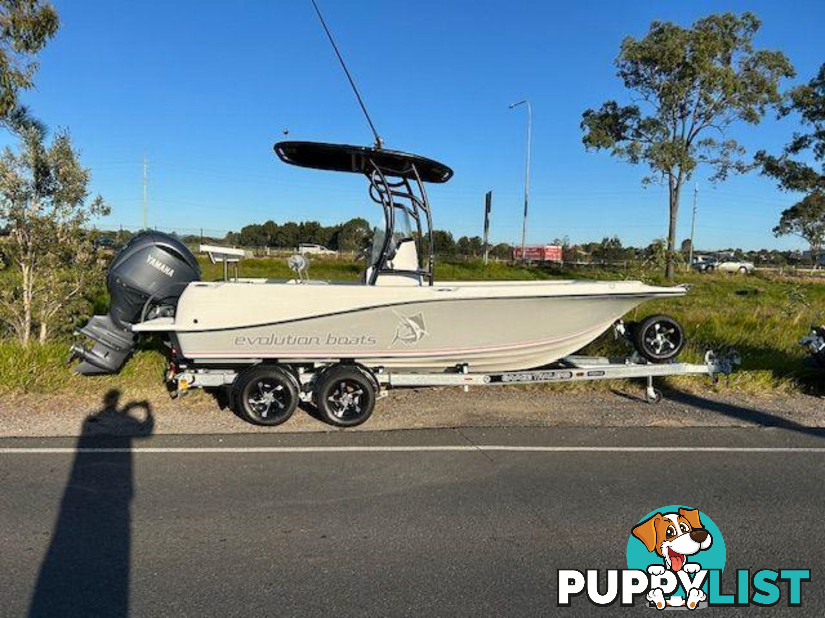 INSTOCK 2024 EVOLUTION 552 AXIS CENTRE CONSOLE WITH YAMAHA 150HP FOURSTROKE FOR SALE