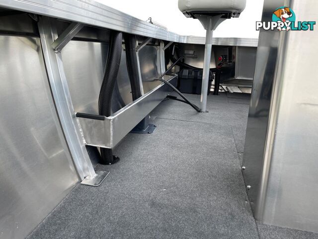 Quintrex 570 Renegade CC(Centre Console) + Yamaha F115hp 4-Stroke - Pack 1 for sale online prices