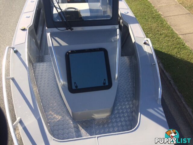 6500 YELLOWFIN Centre Cabin 150HP PACK 2