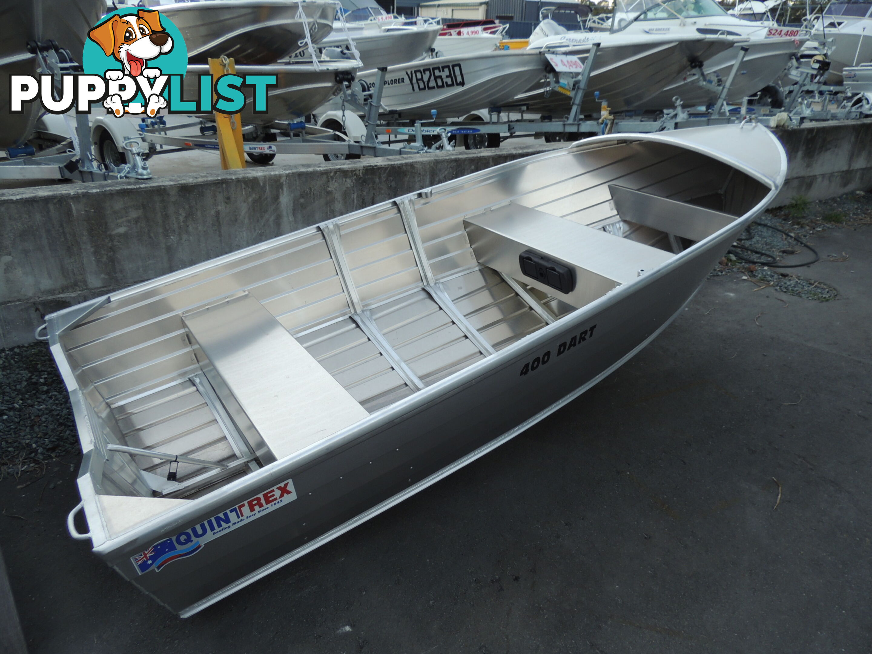 QUINTREX 400 DART HULL ONLY