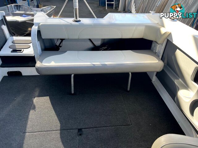 630 FREESTYLER - HUGE BOAT WITH HUGE SAVINGS! READY TO GO!