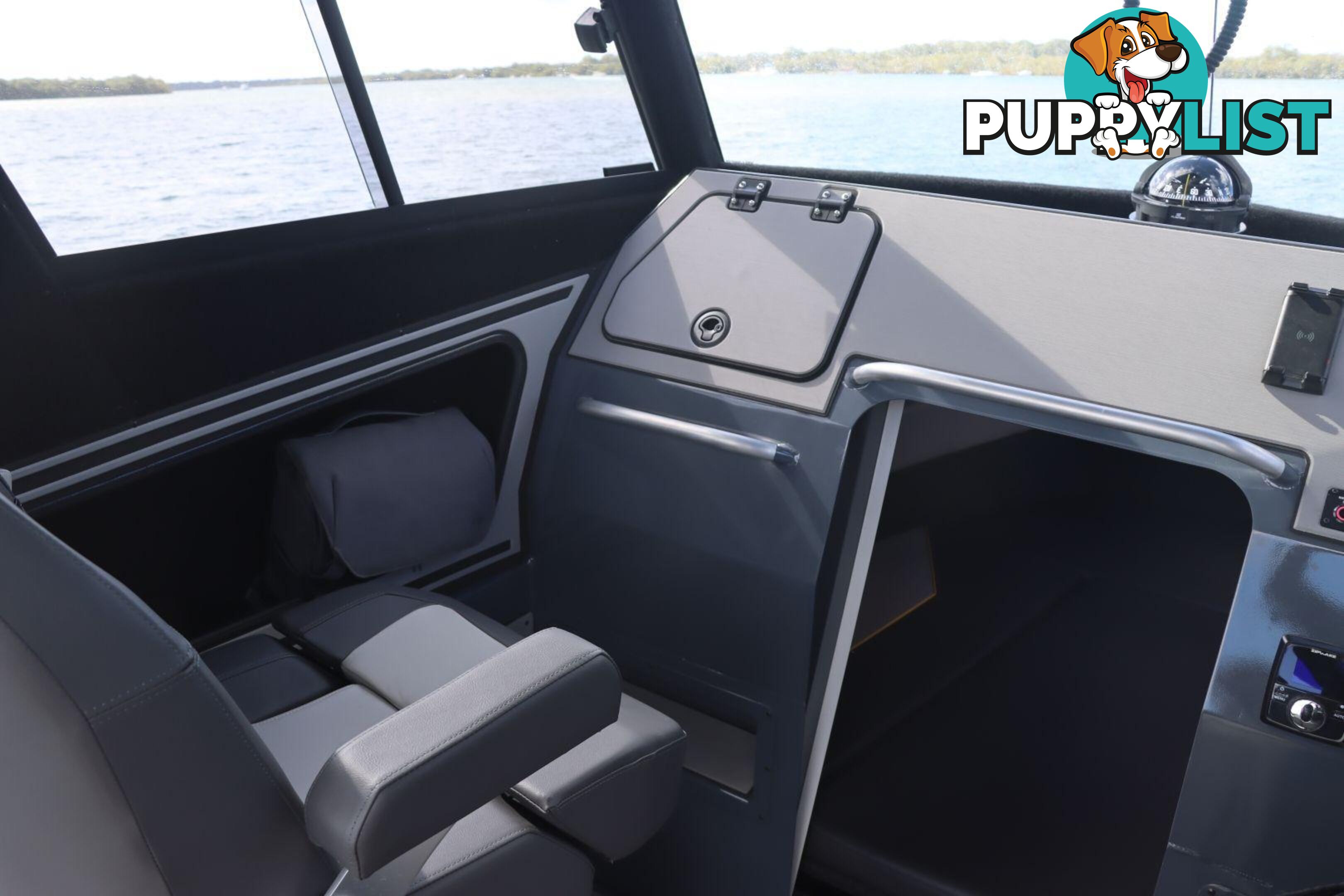 Yellowfin YF-76 Extended Cabin + Yamaha F300hp 4-Stroke - Pack 3 for sale online prices