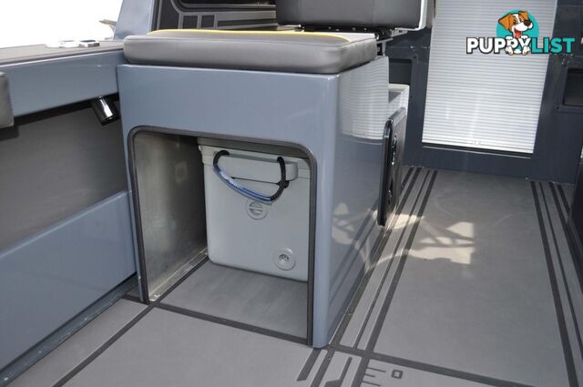 Yellowfin YF-76 Extended Cabin + Yamaha F300hp 4-Stroke - Pack 3 for sale online prices