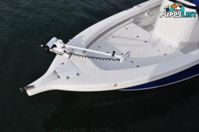 2025 EVOLUTION 552 AXIS CENTRE CONSOLE WITH YAMAHA 150HP FOURSTROKE FOR SALE