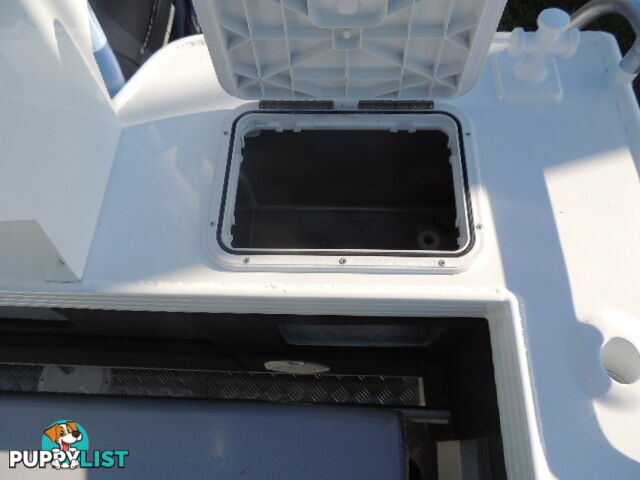 7000 Yellowfin Centre/Rear Console 200HP PACK 2