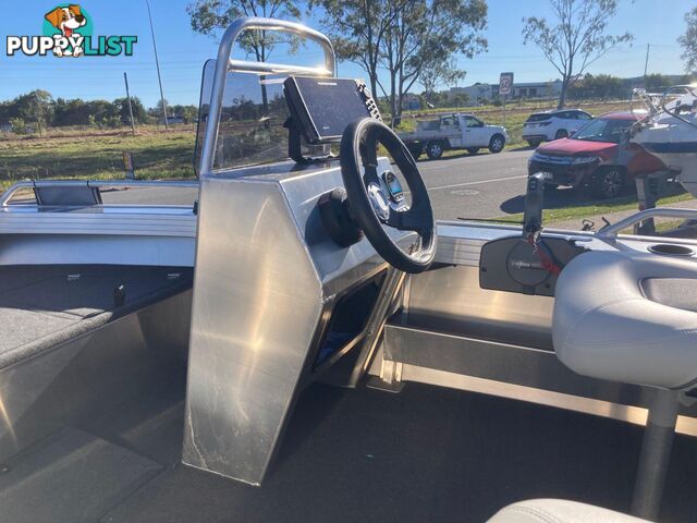 OWN THIS LARRY THE LURE QUINTREX 420 RENEGADE SIDE CONSOLE, ONE ONLY