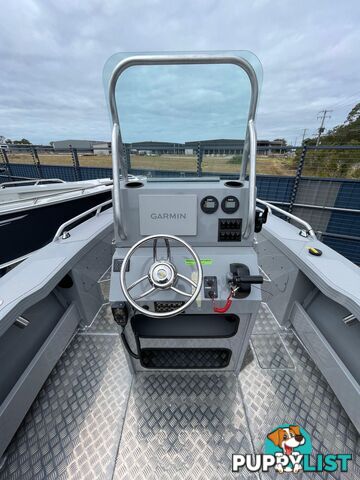 Yellowfin 5800 Centre Console Platinum Package - AVAILABLE NOW