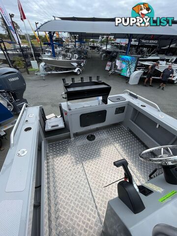 Yellowfin 5800 Centre Console Platinum Package - AVAILABLE NOW