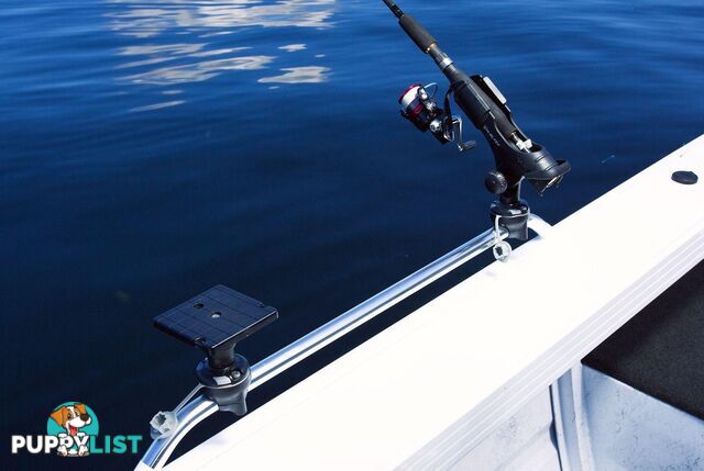 Quintrex 440 Hornet Trophy SC + Yamaha F60hp 4-Stroke - Pack 3 for sale online prices