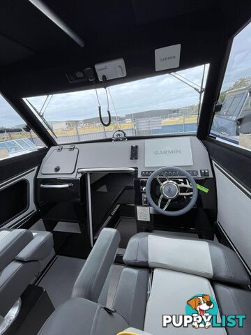 YF-76 Extended Cab - the benchmark in boating!