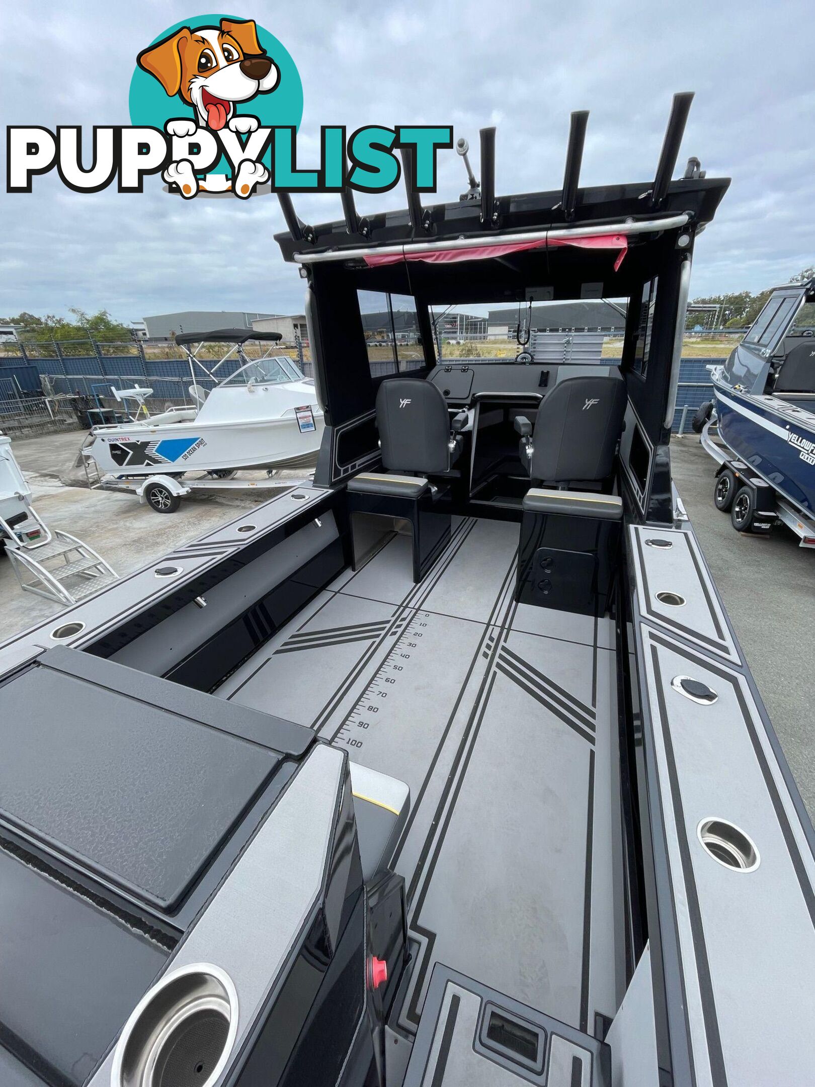 YF-76 Extended Cab - the benchmark in boating!