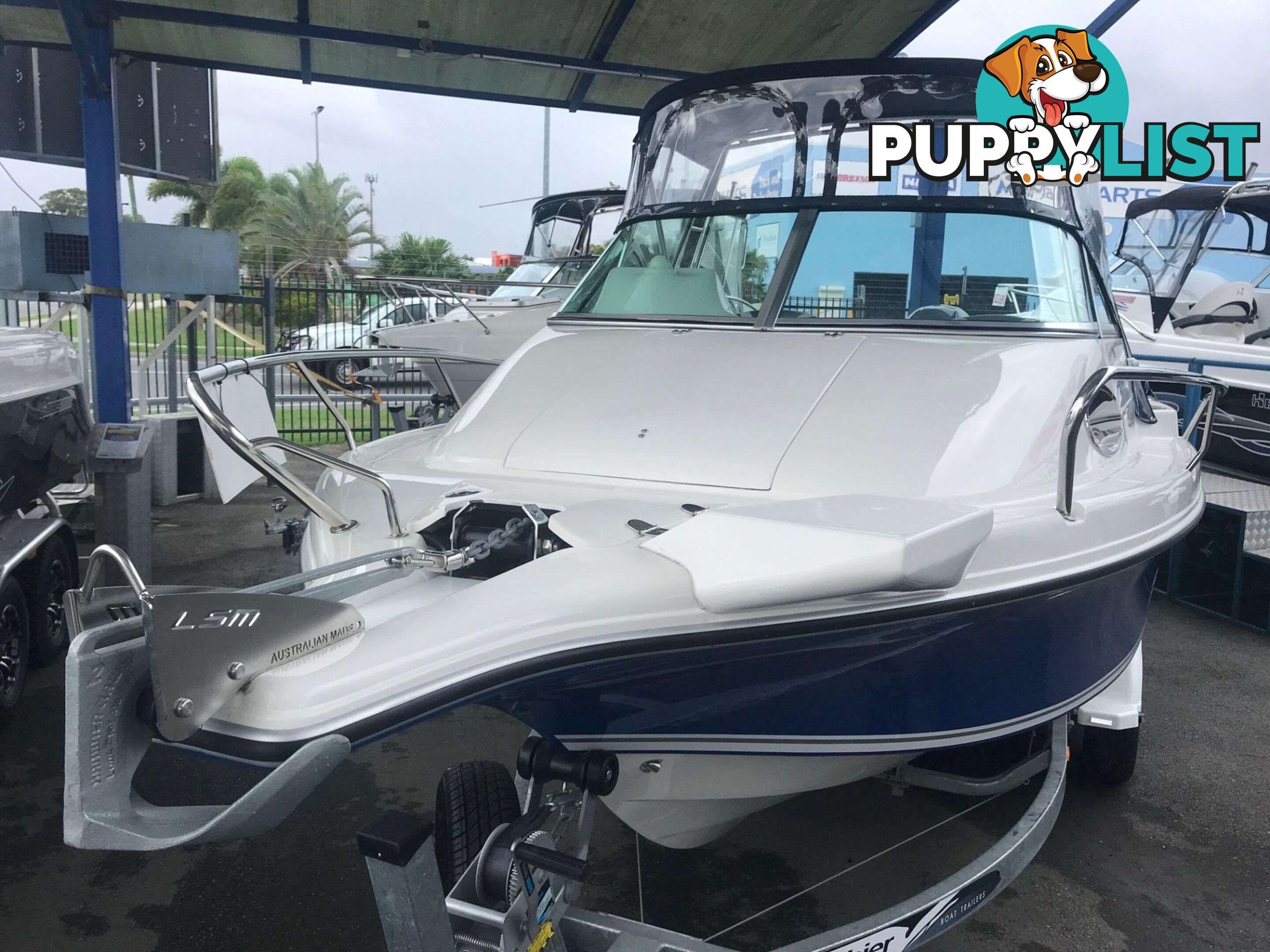 NEW 2024 EVOLUTION 552 PLATINUM FITTED WITH A YAMAHA HELM MASTER XA F150 FOURSTROKE