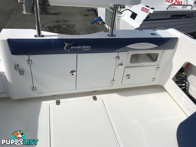 NEW 2024 EVOLUTION 552 PLATINUM FITTED WITH A YAMAHA HELM MASTER XA F150 FOURSTROKE