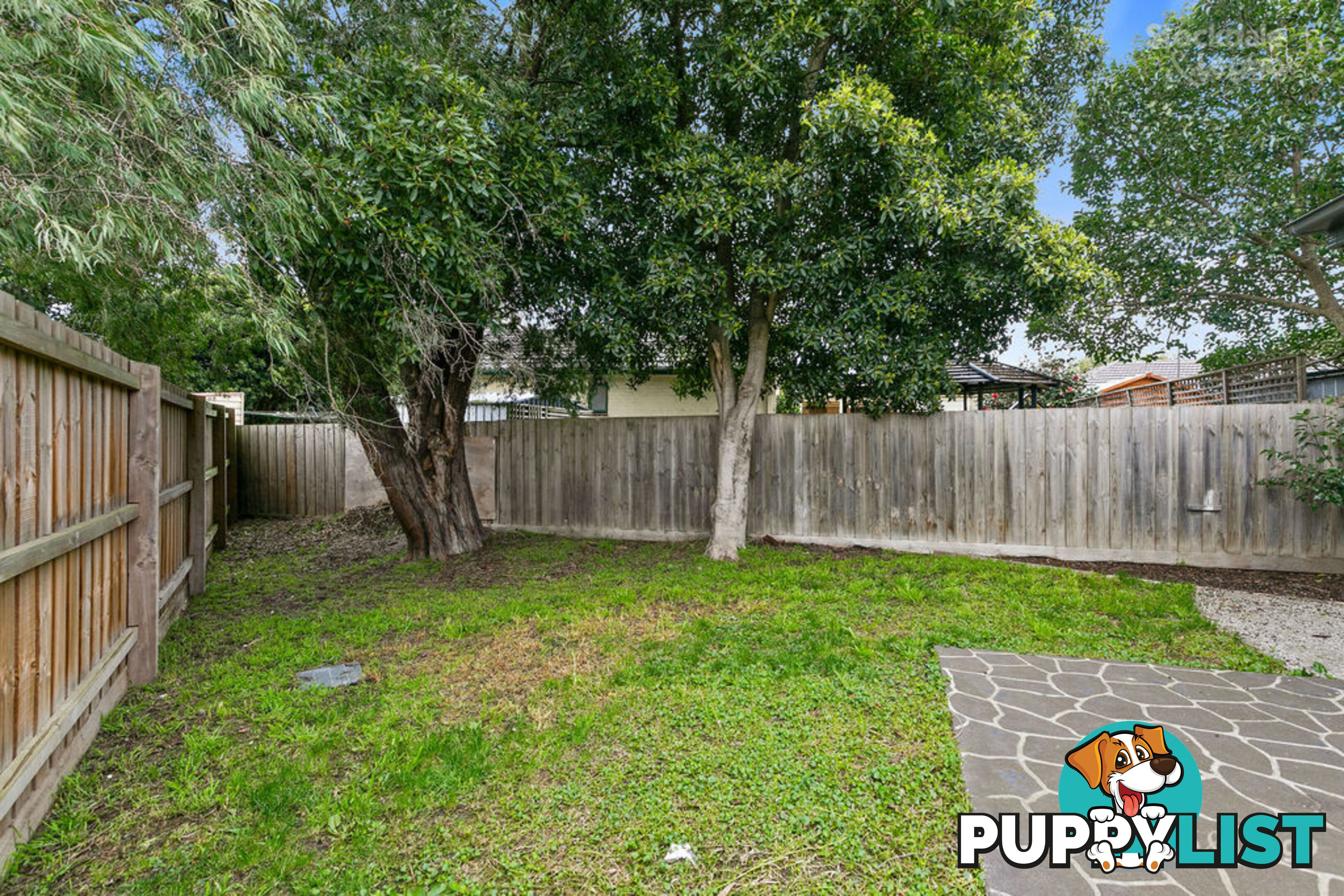 5 Kindred Close (off Lorna Court) MOOROOLBARK VIC 3138