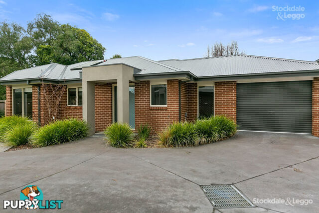 5 Kindred Close (off Lorna Court) MOOROOLBARK VIC 3138