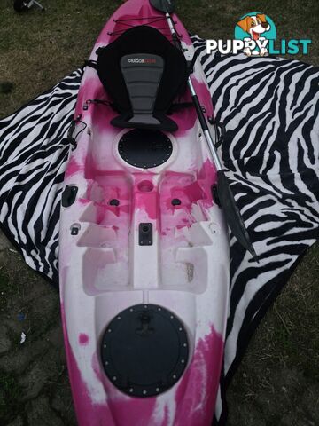Dragon Kayak + Bonus Petrol Motor & Propeller Combo – Great Condition!