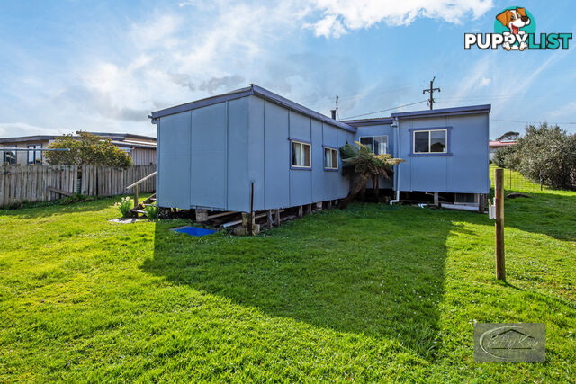 8 Dunn Street CRAYFISH CREEK TAS 7321