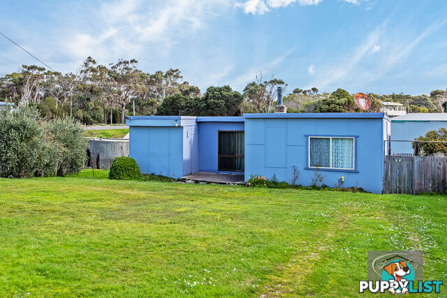 8 Dunn Street CRAYFISH CREEK TAS 7321