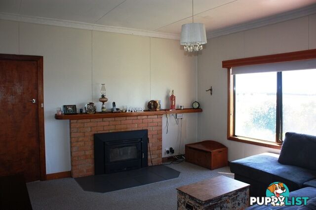 320 Mengha Road FOREST TAS 7330