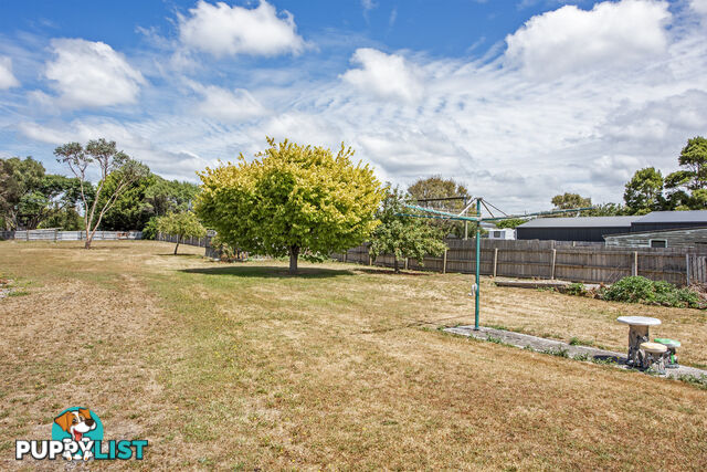 17 Gibson Street SMITHTON TAS 7330