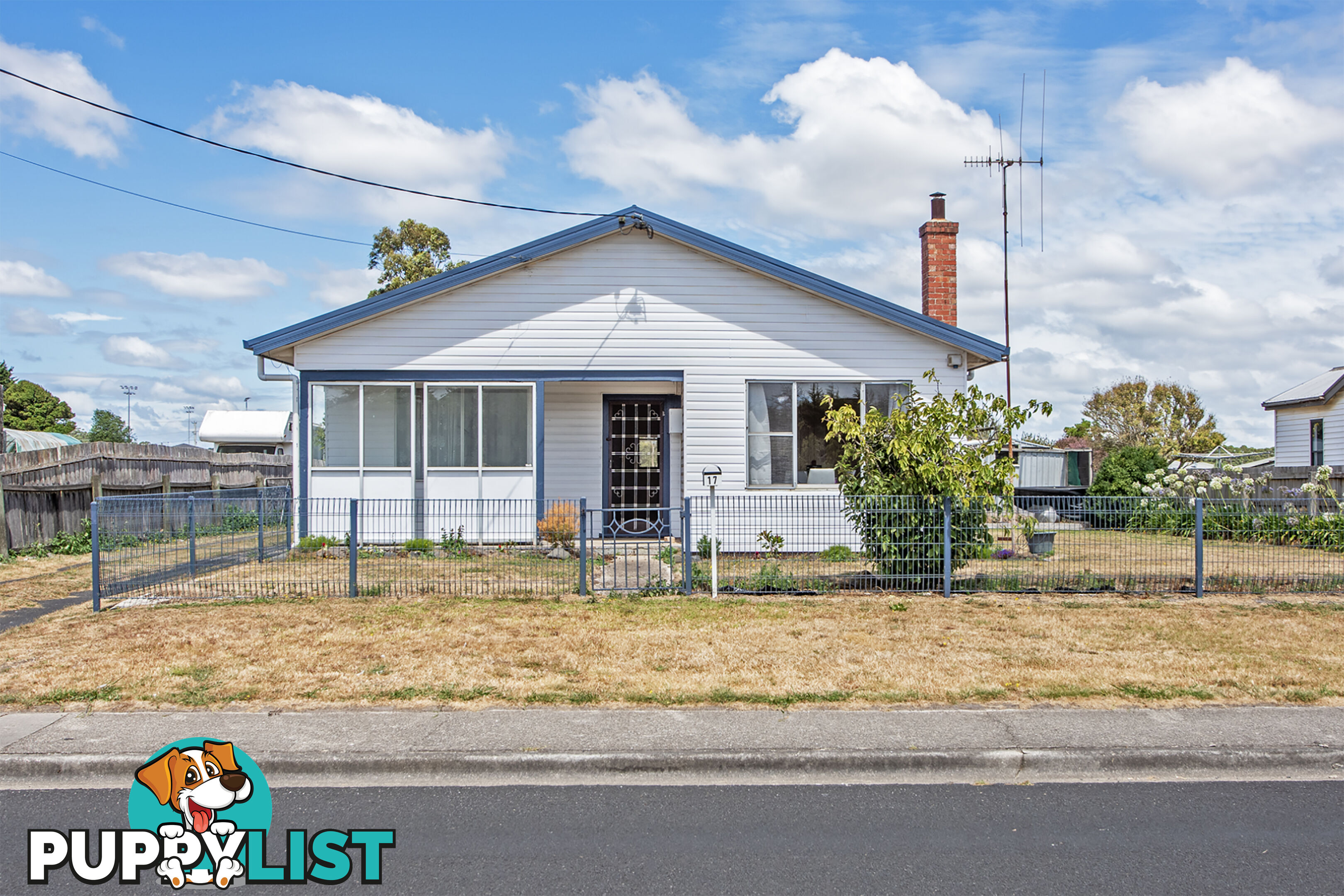 17 Gibson Street SMITHTON TAS 7330